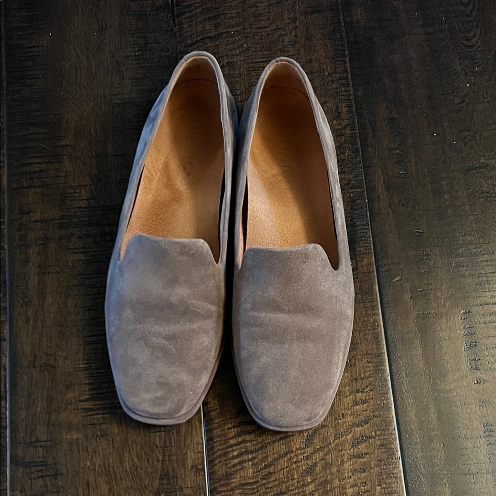 Willa 2.0 suede loafers in Driftwood